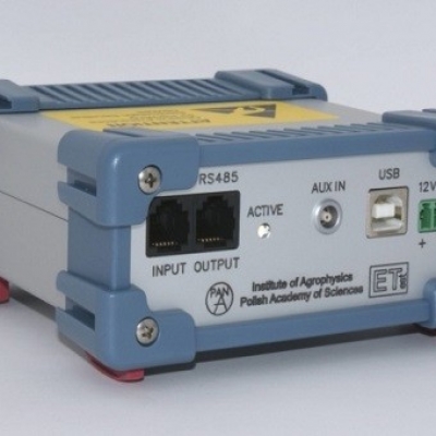 TDR/MUX 微型土壤水分、溫度、電導(dǎo)率、水勢(shì)監(jiān)測(cè)儀